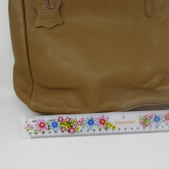 GIANI BERNINI WOMEN'S GENUINE LEATHER TAN TOTE SHOULDER BAG! - Picture 3 of 9